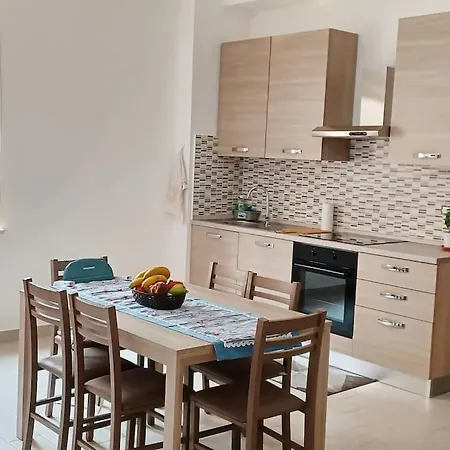 Apartment Sul Lungomare Di Torre Melissa