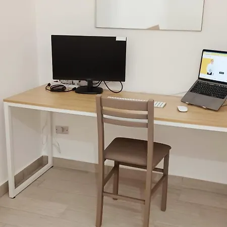 Sul Lungomare Di Apartamento Torre Melissa