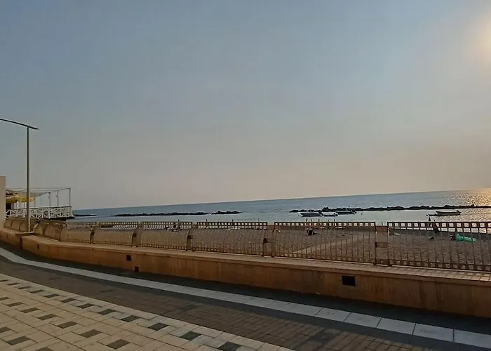 Sul Lungomare Di * Torre Melissa